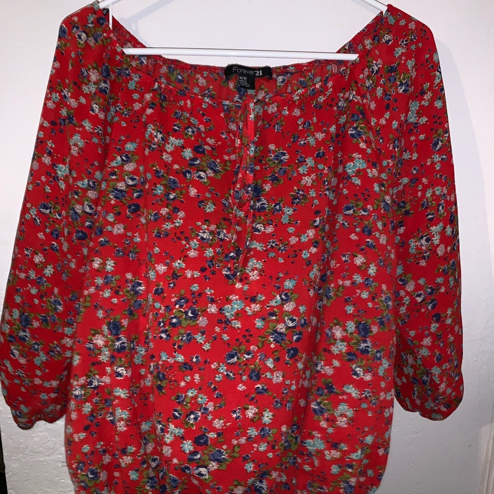 Forever 21 keyhole front blouse
